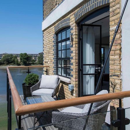 Palace Wharf Apartments Лондон Экстерьер фото