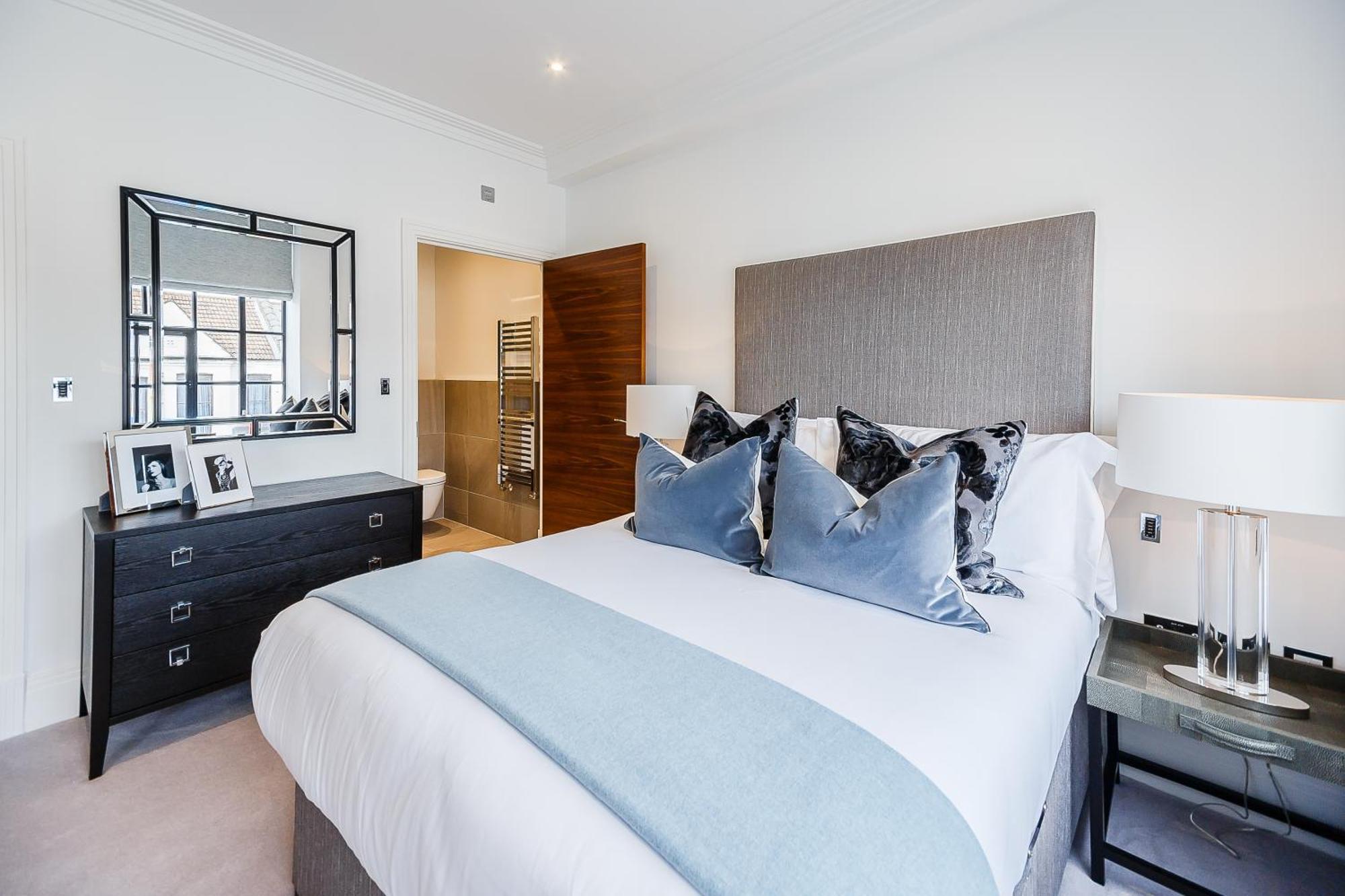 Palace Wharf Apartments Лондон Экстерьер фото