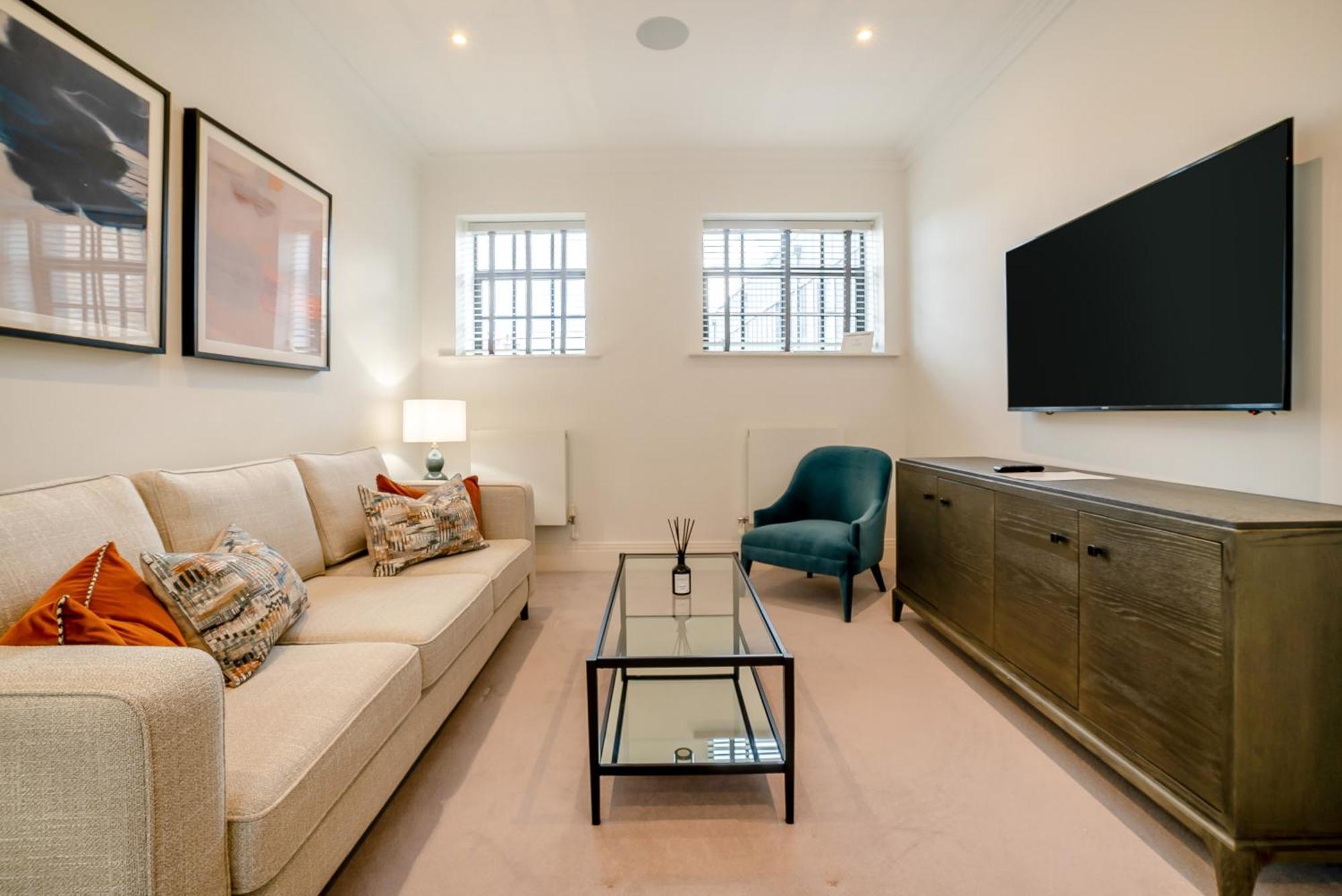 Palace Wharf Apartments Лондон Экстерьер фото
